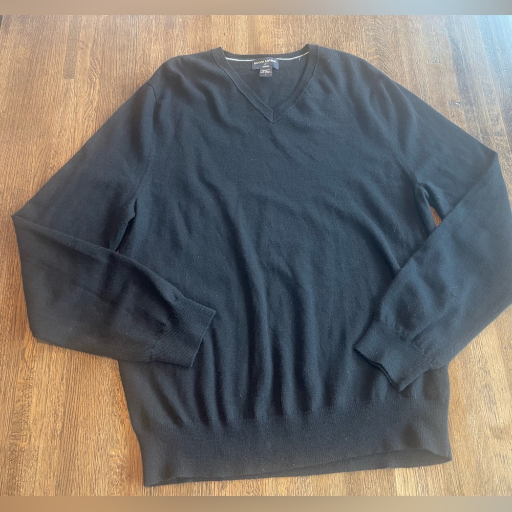Banana Republic Black Merino Wool Sweater Preppy Classic  - Large